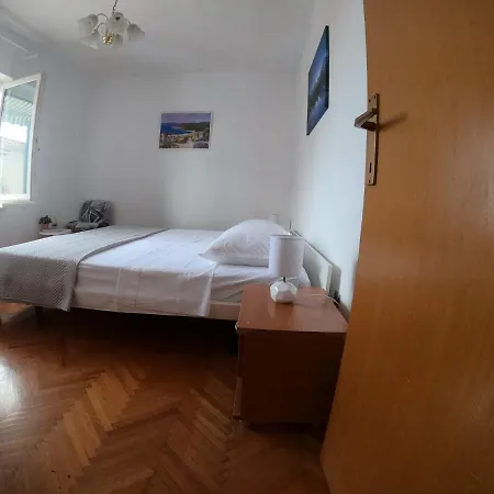 Apartman Jakov Apartment